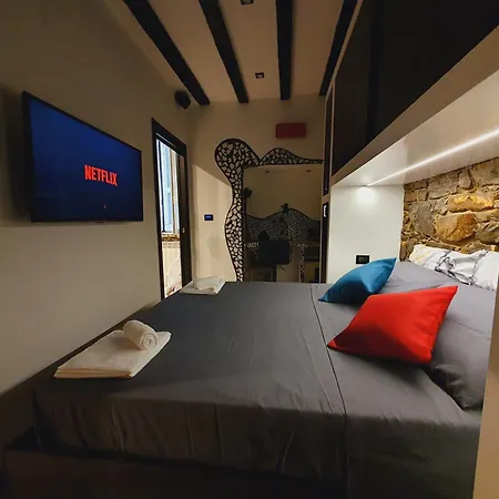 Joseph House - Boutique Nel Cuore Di