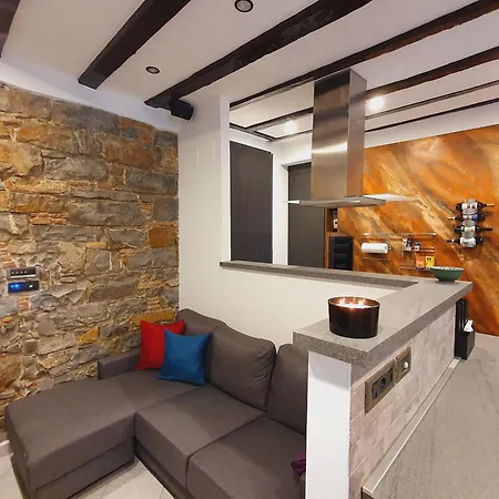 Joseph House - Elegant Design In Centro Apartamento