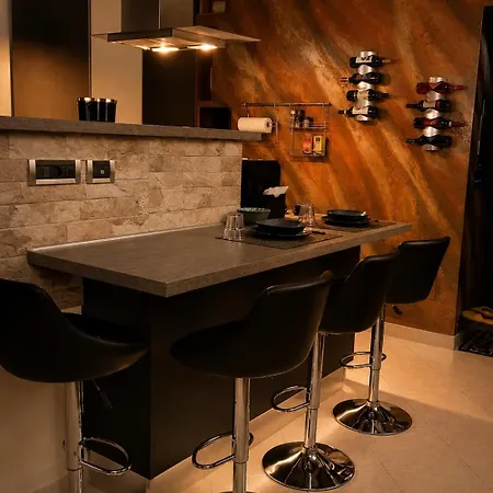 Apartamento Joseph House - Elegant Design In Centro Trieste