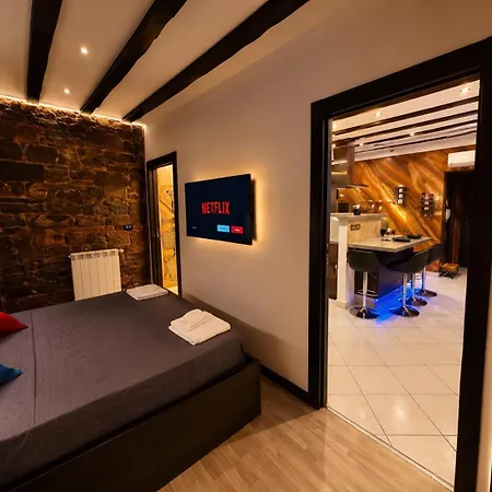 Joseph House - Elegant Design In Centro Apartamento